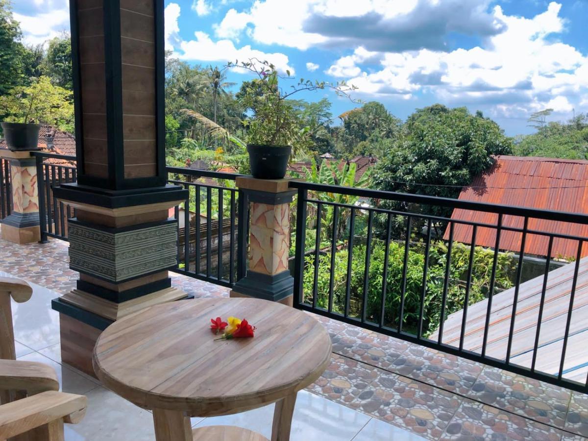 Nano Ari Homestay Ubud Esterno foto