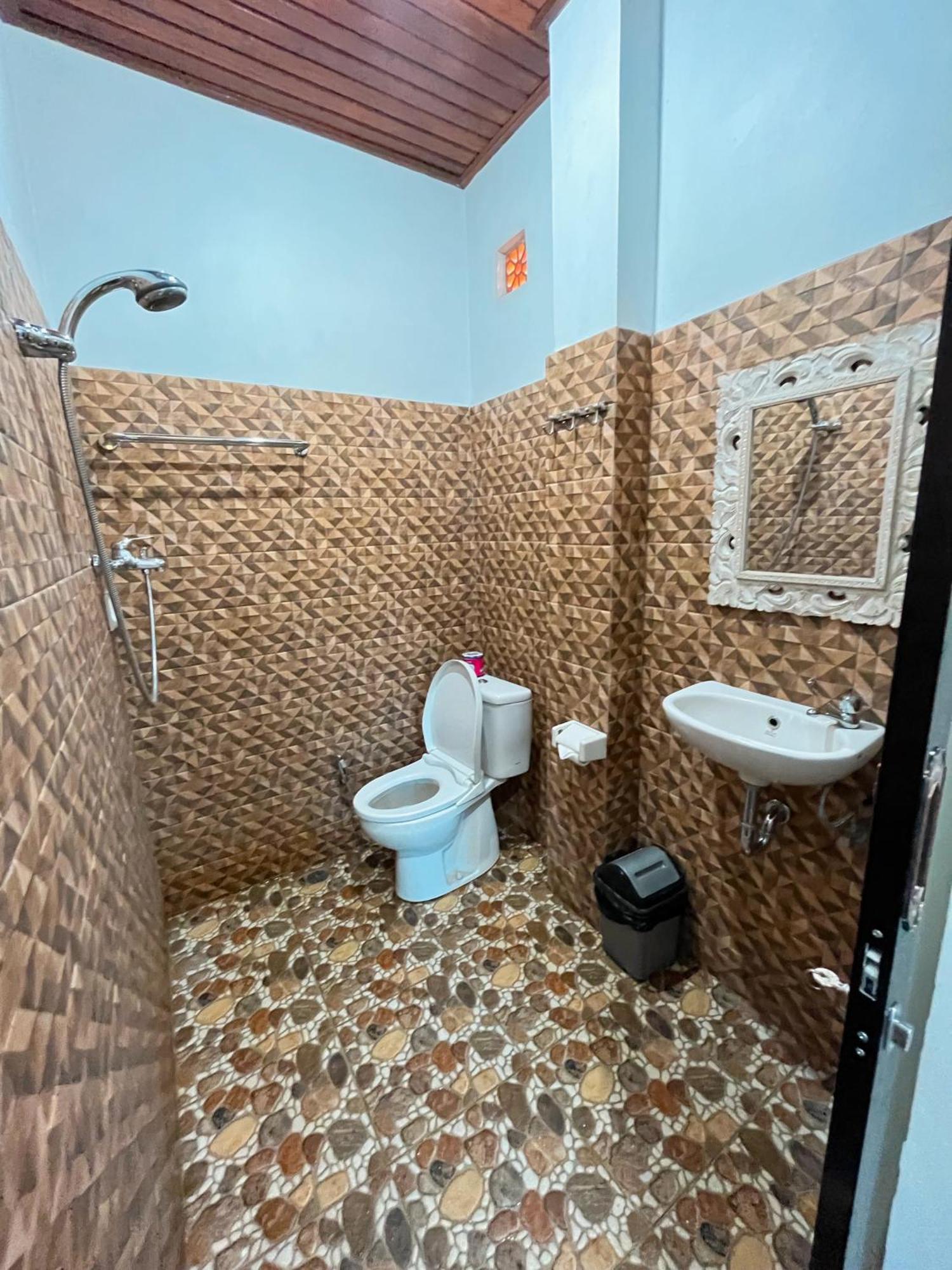 Nano Ari Homestay Ubud Esterno foto