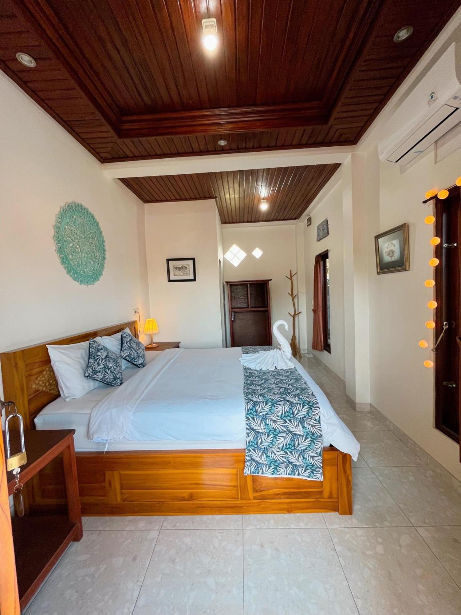 Nano Ari Homestay Ubud Esterno foto