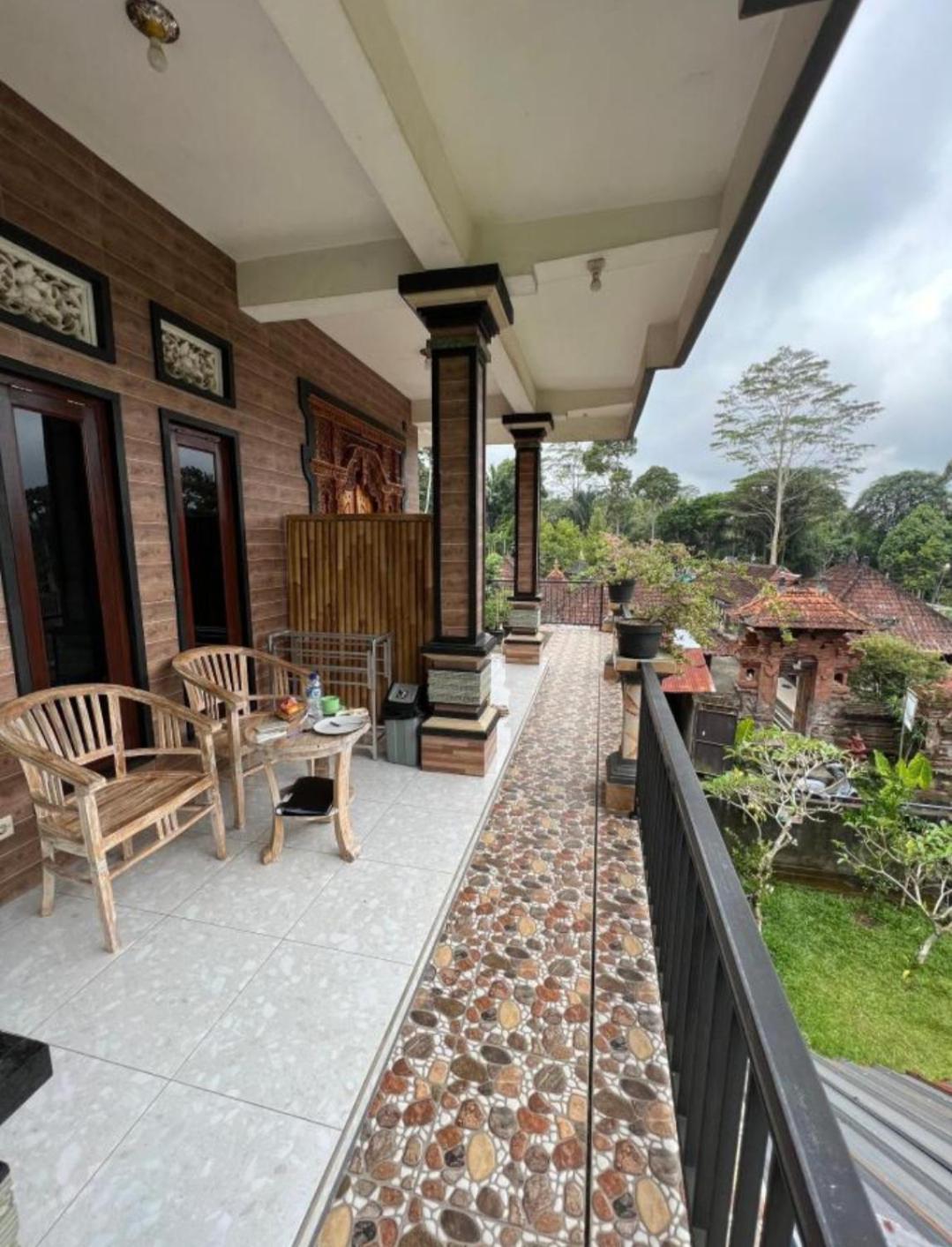 Nano Ari Homestay Ubud Esterno foto